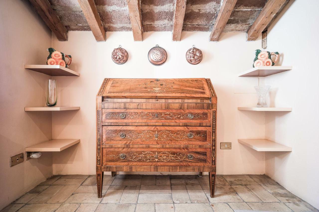 Altabella Apartment Болоня Екстериор снимка